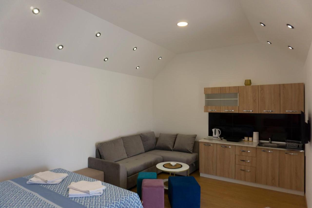 Casablanca Apartment Требине Екстериор снимка